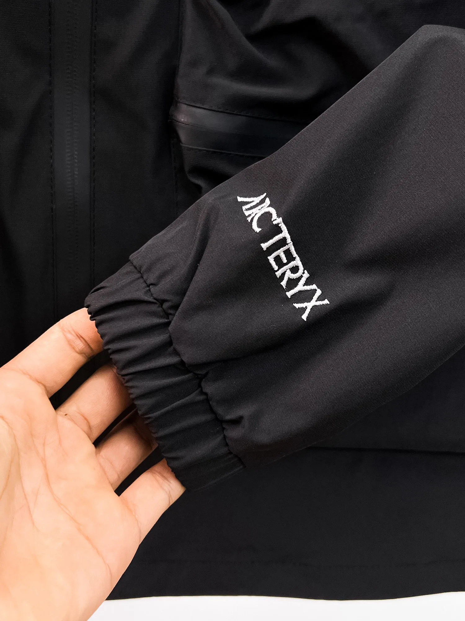 Same Style， ， 2026 New Arrival ， Original Premium Breathable ， ， ， Quality。 ， Sizes：M～3XL